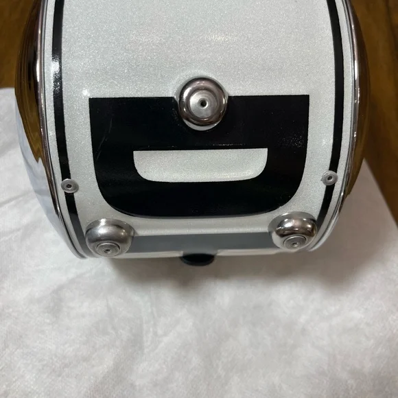 Little Earth England license plate purse - Picture 5 of 16